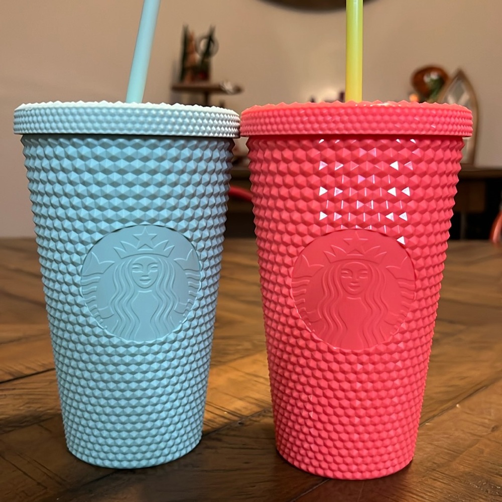 Used Starbucks 16oz cups